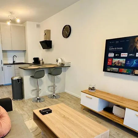 Lägenhet Via Center